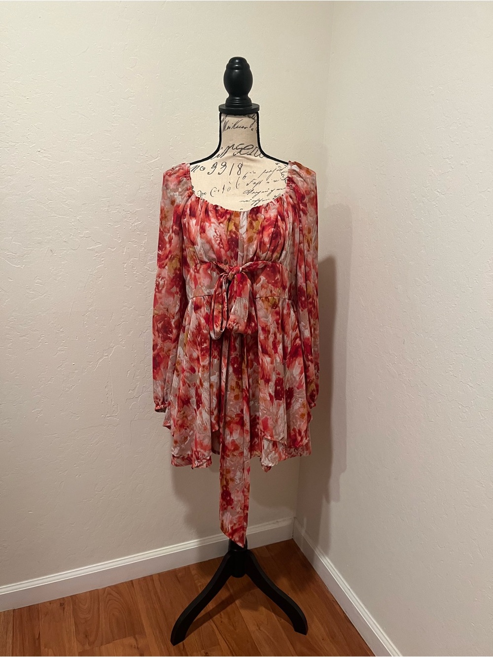 SHEIN Red Floral Tie-Front Mini Dress